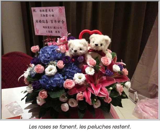 Les roses se fanent, les peluches restent.