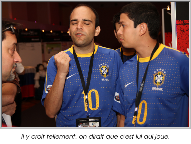 Il y croit tellement, on dirait que c'est lui qui joue.